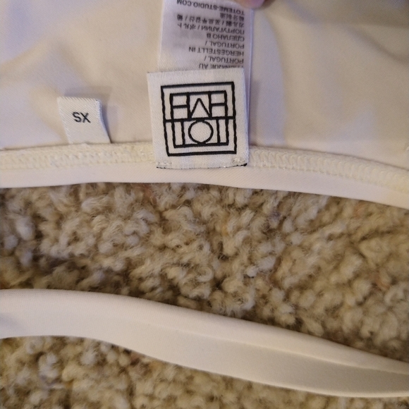 TOTÊME Mashena Bikini Top - Picture 7 of 9